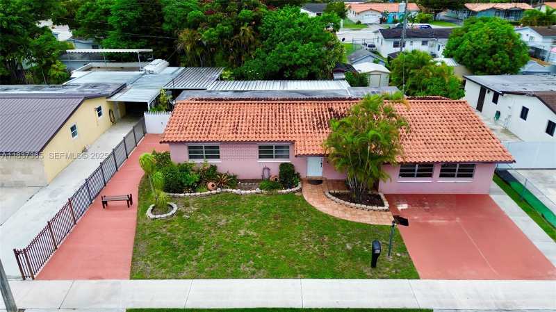 3310 SW 106th Ave, Miami FL 33165