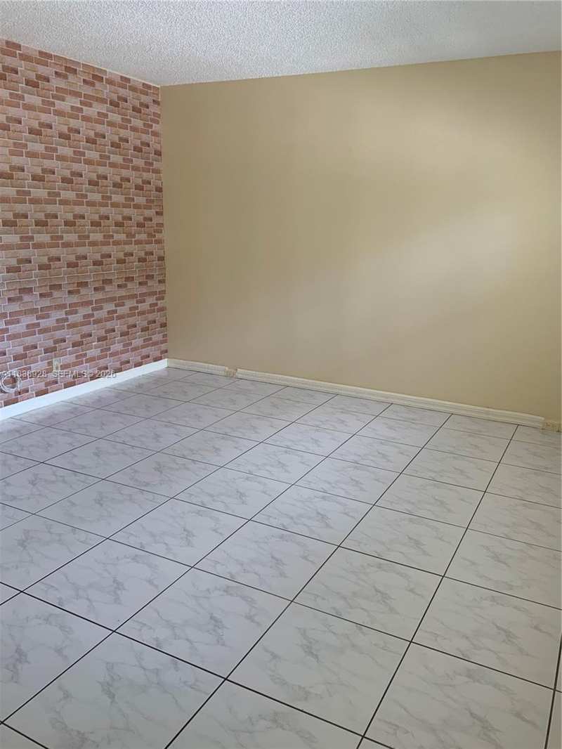 2405 Antigua Cir # H1, Coconut Creek FL 33066