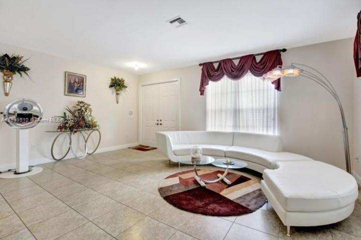 5078 SW 183rd Ave, Miramar FL 33029