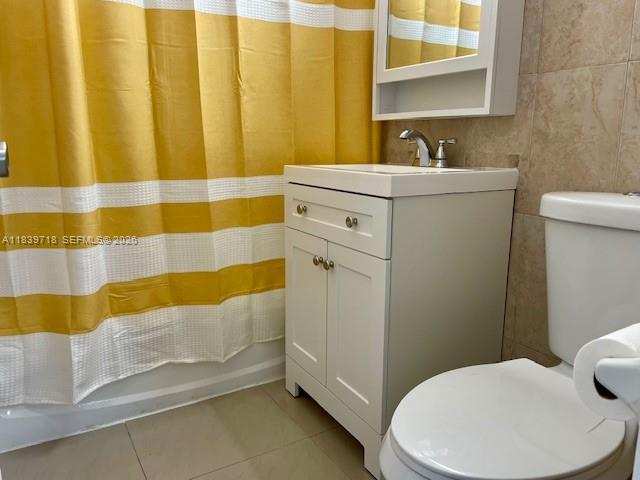 330 W 40th Pl, Hialeah FL 33012