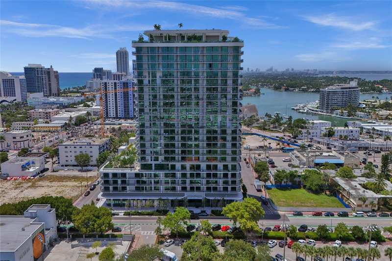 580 72nd St # 1208, Miami Beach FL 33141