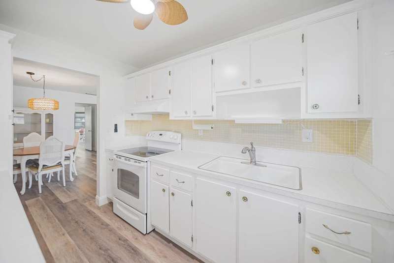 255 High Point Court # C, Boynton Beach FL 33435