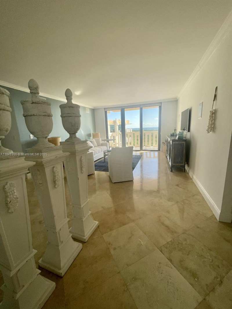 1121 Crandon Blvd # E1205, Key Biscayne FL 33149