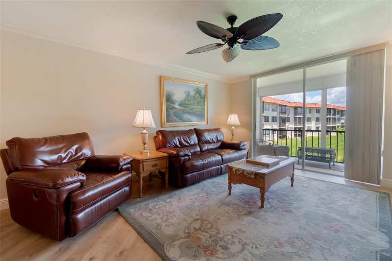 820 S Hollybrook Drive # 209, Pembroke Pines FL 33025