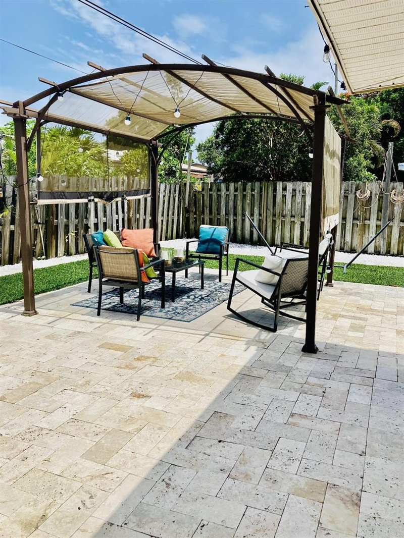 2640 NE 10th Terrace, Pompano Beach FL 33064