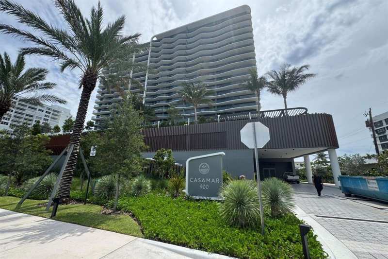 900 N Ocean Boulevard, Pompano Beach FL 33062
