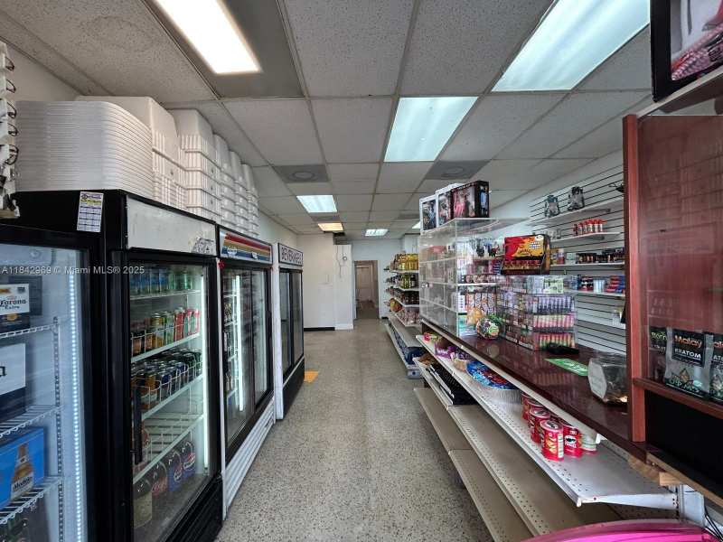 622 E 9th Street, Hialeah FL 33010