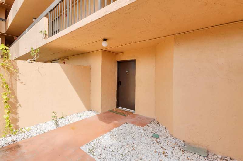 955 Dotterel 2104 Road # 2104, Delray Beach FL 33444