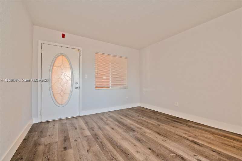2330 NW 11th St # 47, Miami FL 33125