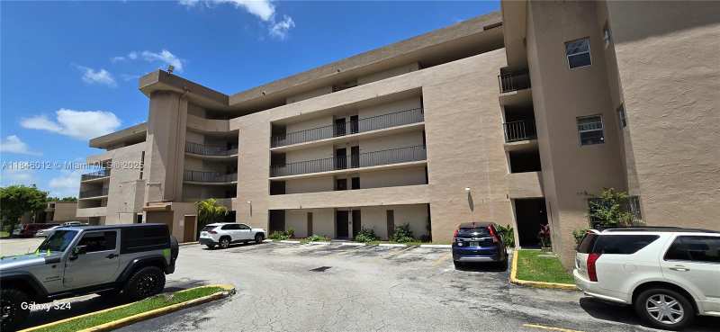 816 NW 87th Ave # 107, Miami FL 33172