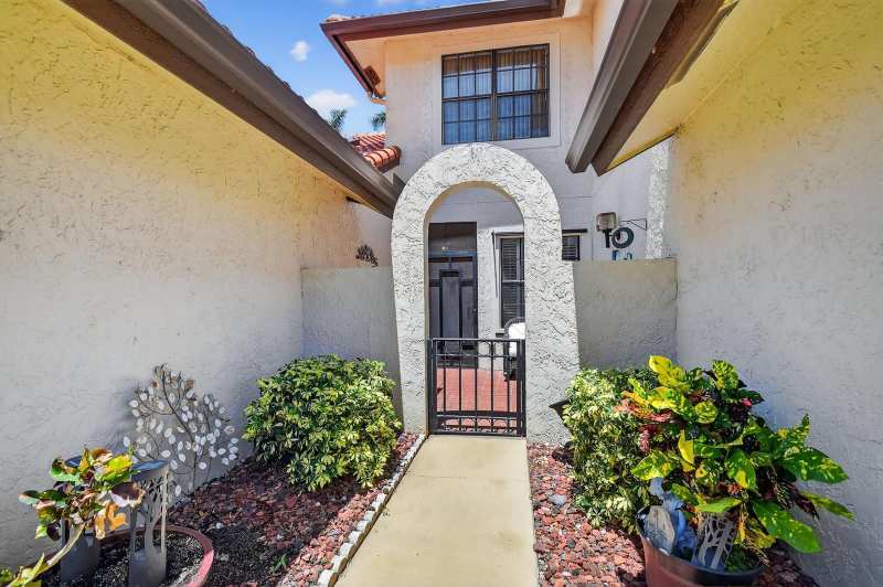 5965 Parkwalk Drive, Boynton Beach FL 33472