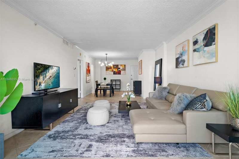 2501 S Ocean Dr (AVAIL 04/01/2026), Hollywood FL 33019