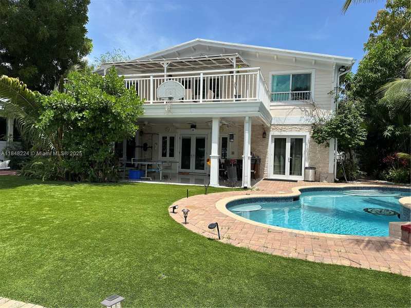 1524 Argyle Dr, Fort Lauderdale FL 33312