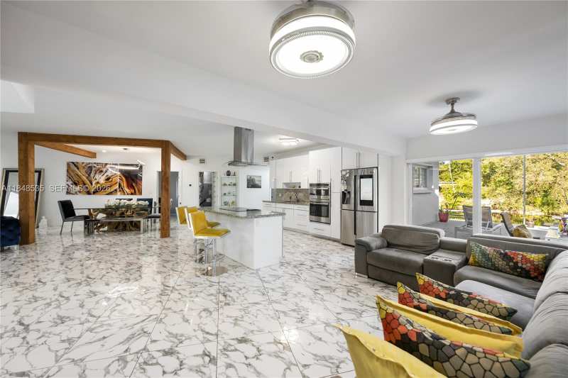 12599 NE 2nd Ave, North Miami FL 33161