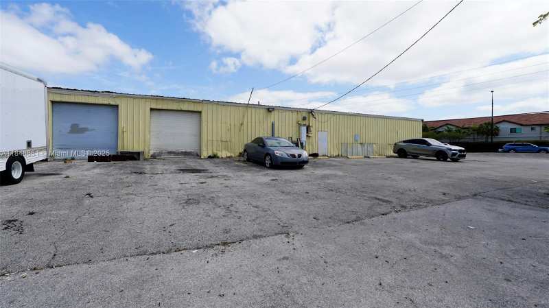4201 N Dixie Hwy, Oakland Park FL 33334