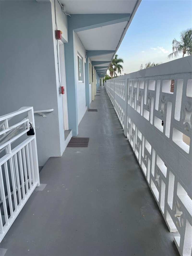 RIVE MARSEILLES CONDO