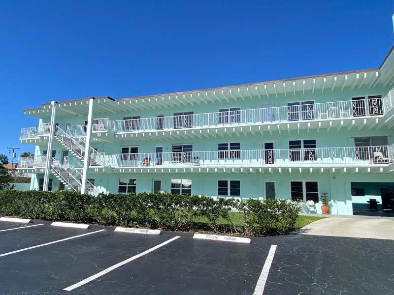 219 Lakeview 102 Avenue # 102, Lantana FL 33462