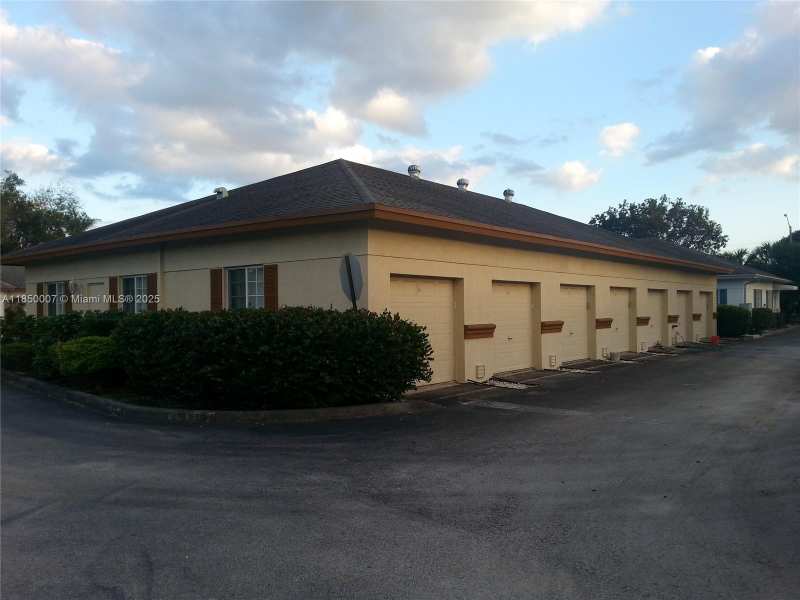 6100 Boulevard Of Champions, North Lauderdale FL 33068