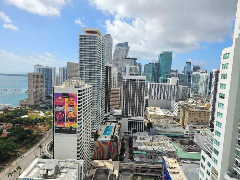 244 Biscayne Blvd # 3707, Miami FL 33132