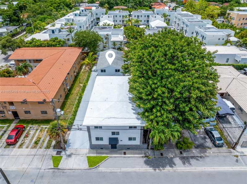 1028 SW 9th Ave, Miami FL 33130