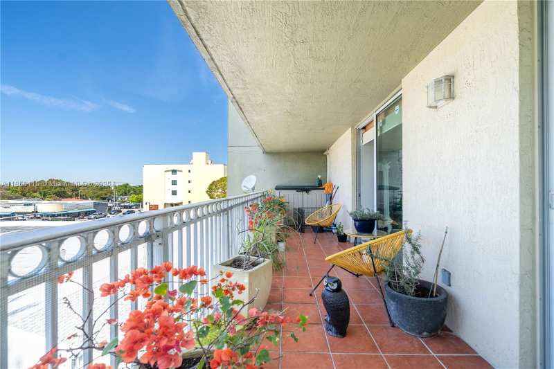 1650 Coral Way # 507, Miami FL 33145