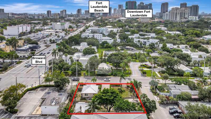11 SW 11th Avenue, Fort Lauderdale FL 33312