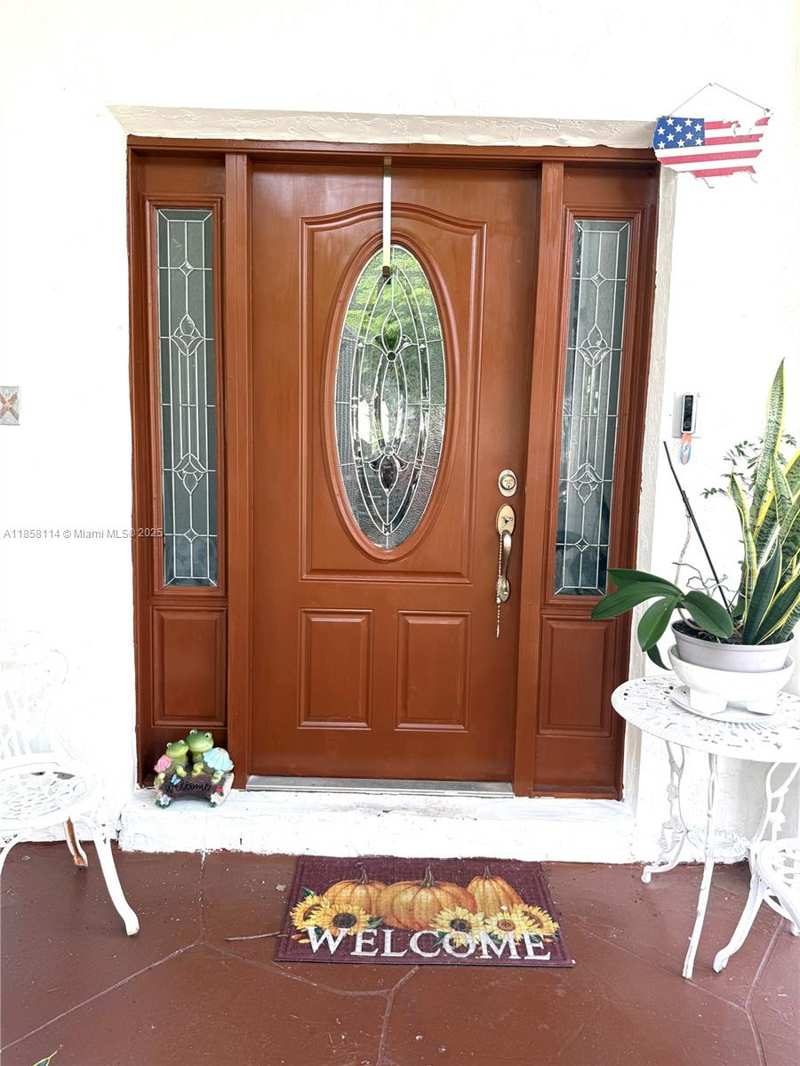 11266 SW 33rd St, Miami FL 33165
