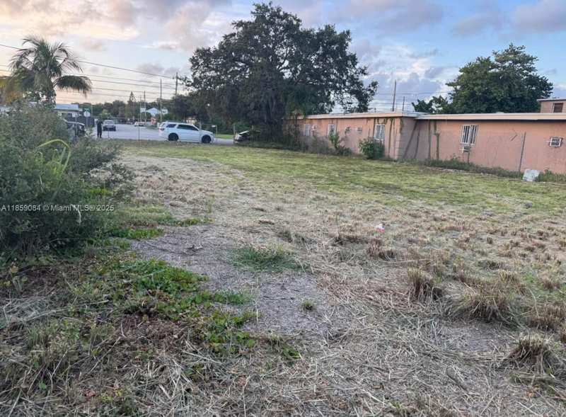 1950 Ali Baba Ave, Opa-Locka FL 33054