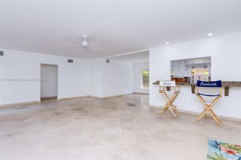 60 Park Dr # C, Bal Harbour FL 33154
