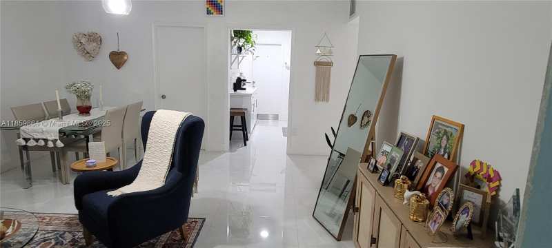 1265 Marseille Dr # 31, Miami Beach FL 33141