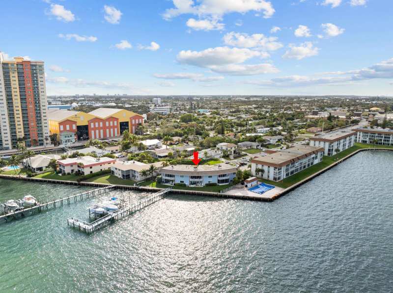 371 Wilma Circle # 5, Riviera Beach FL 33404