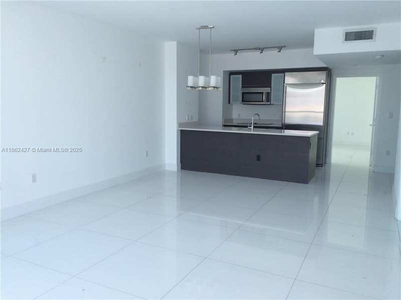 55 SE 6th St # 2807, Miami FL 33131