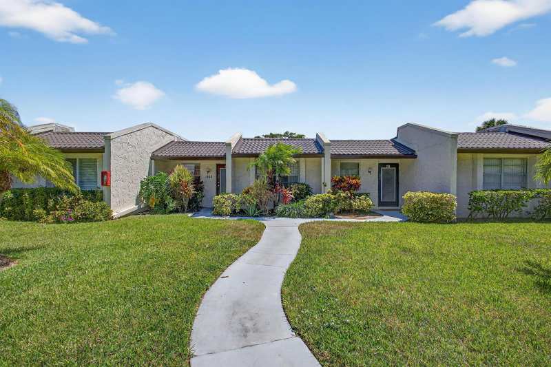 224 Lake Constance Drive # 224, West Palm Beach FL 33411