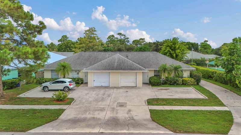 14010 Veronica Court, Wellington FL 33414