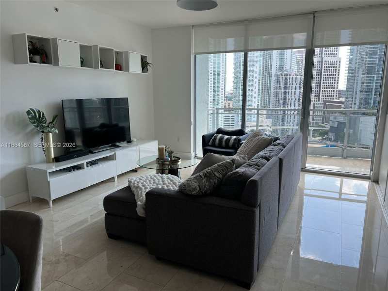 90 SW 3rd St # 2103, Miami FL 33130
