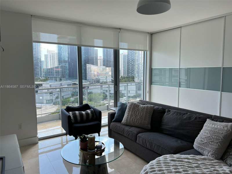 90 SW 3rd St # 2103, Miami FL 33130