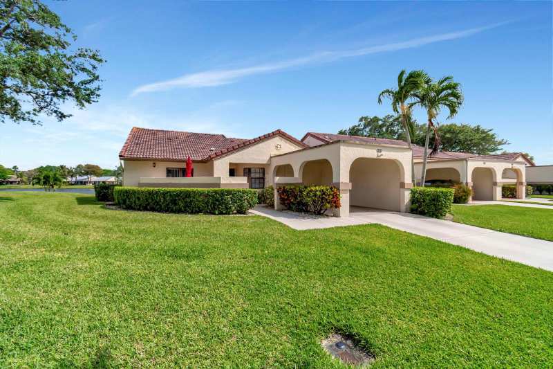 5531 Parkwalk Circle E, Boynton Beach FL 33472