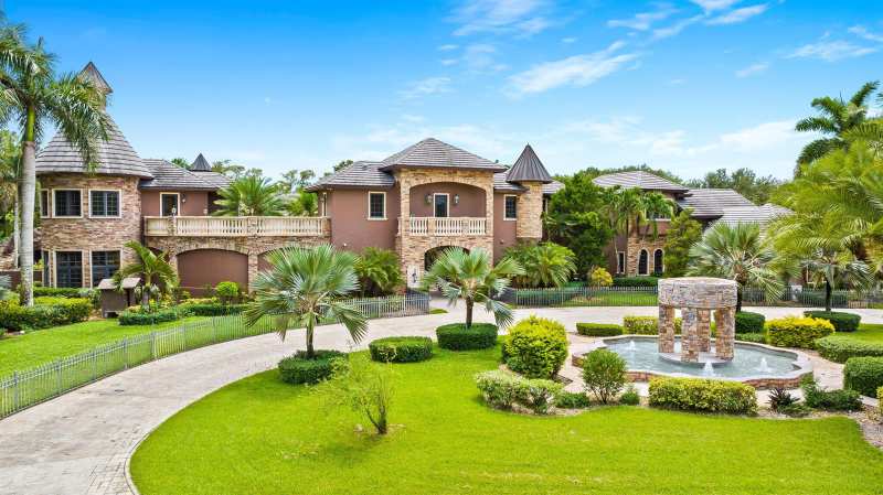 6300 Riverside Drive, Parkland FL 33067