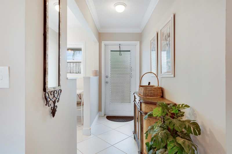 2132 NE 1st Way # 201, Boynton Beach FL 33435