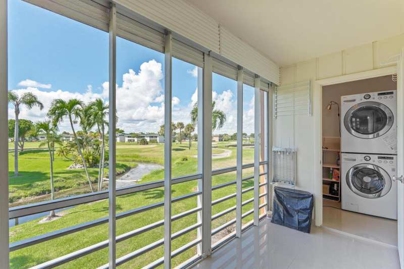 480 Flanders J, Delray Beach FL 33484