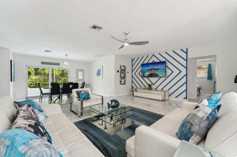 1243 Garfield Street, Hollywood FL 33019