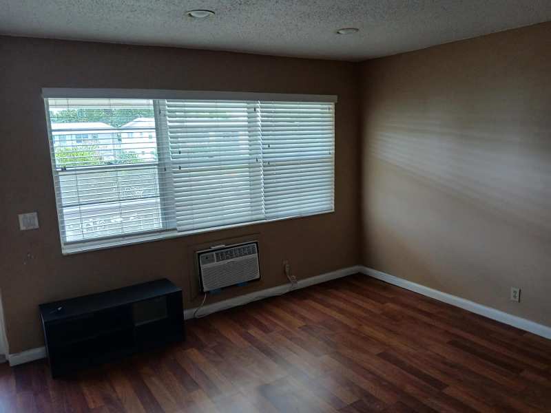 250 Durham # F, Deerfield Beach FL 33442
