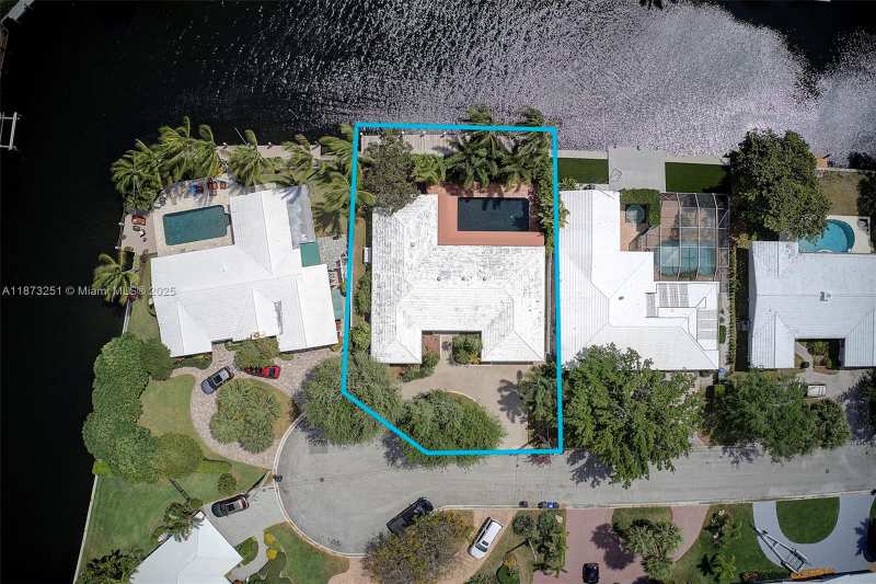 5240 NE 29th Ave, Fort Lauderdale FL 33308