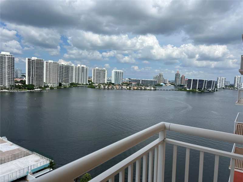 251 174th St # 1905, Sunny Isles Beach FL 33160