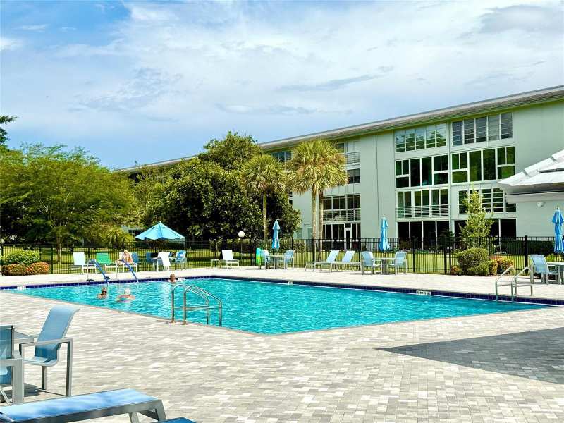 2504 Antigua Terrace # D2, Coconut Creek FL 33066