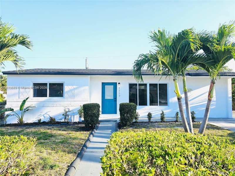 1117 W 26th Ct, Riviera Beach FL 33404