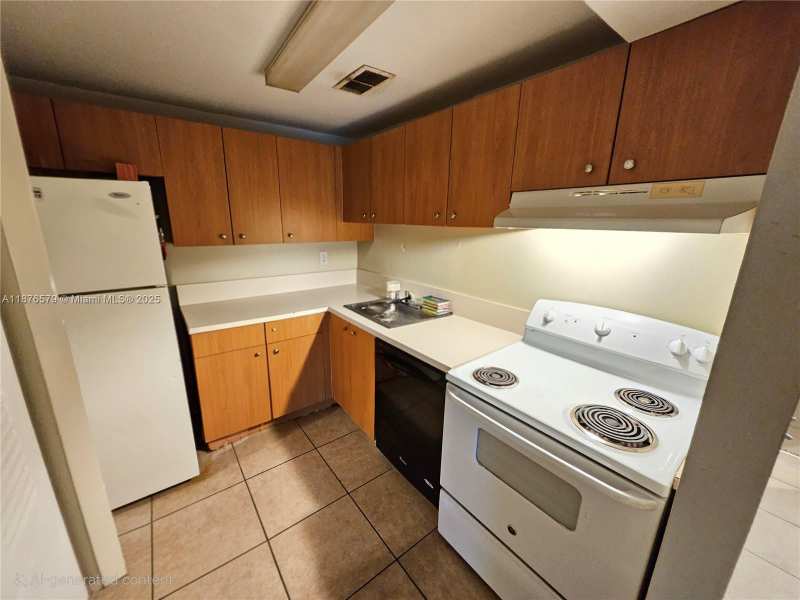 411 Executive Center Dr # 209, West Palm Beach FL 33401