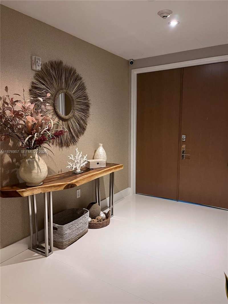10201 Collins Ave # 301, Bal Harbour FL 33154