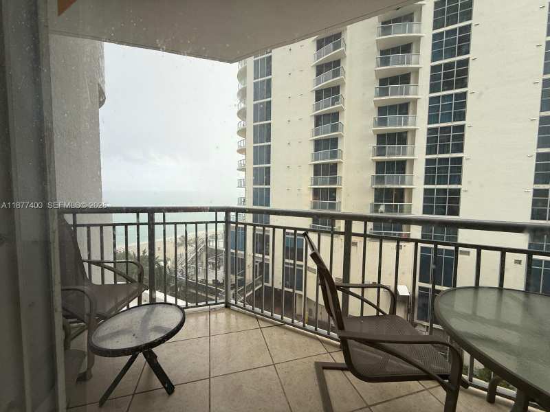 17375 Collins Ave # 804, Sunny Isles Beach FL 33160