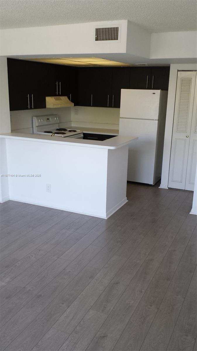 752 Executive Center Dr # 25, West Palm Beach FL 33401